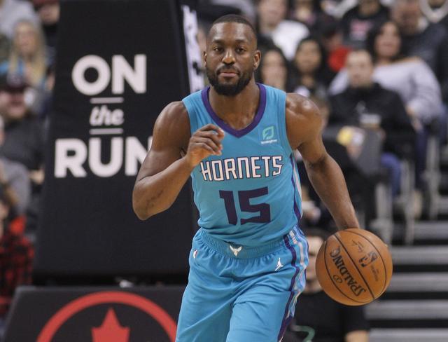 接受更低薪 接受更低薪