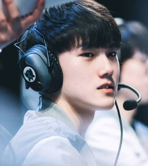 字母哥的不 字母哥的不